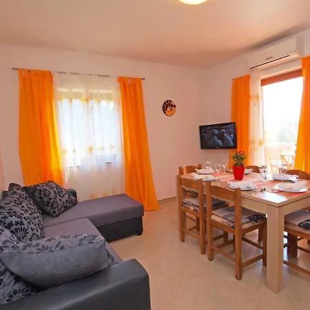 Jasminka-1 By Interhome Apartman *