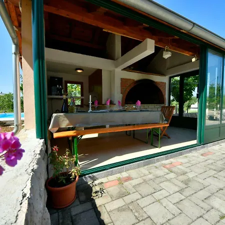 Apartment Apartment Jasminka-1 By Interhome *
